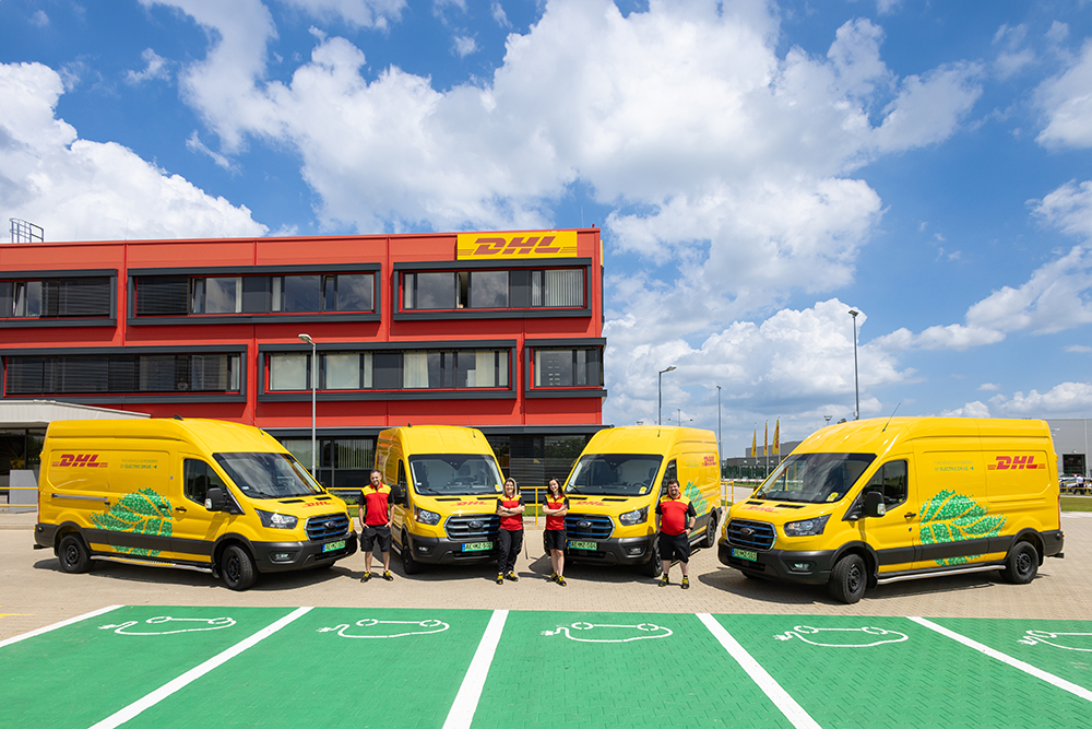 dhl e cars